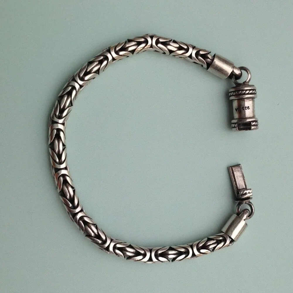 Sterling Silver 925 Byzantine Bracelet  w Barrel Clasp 7.5